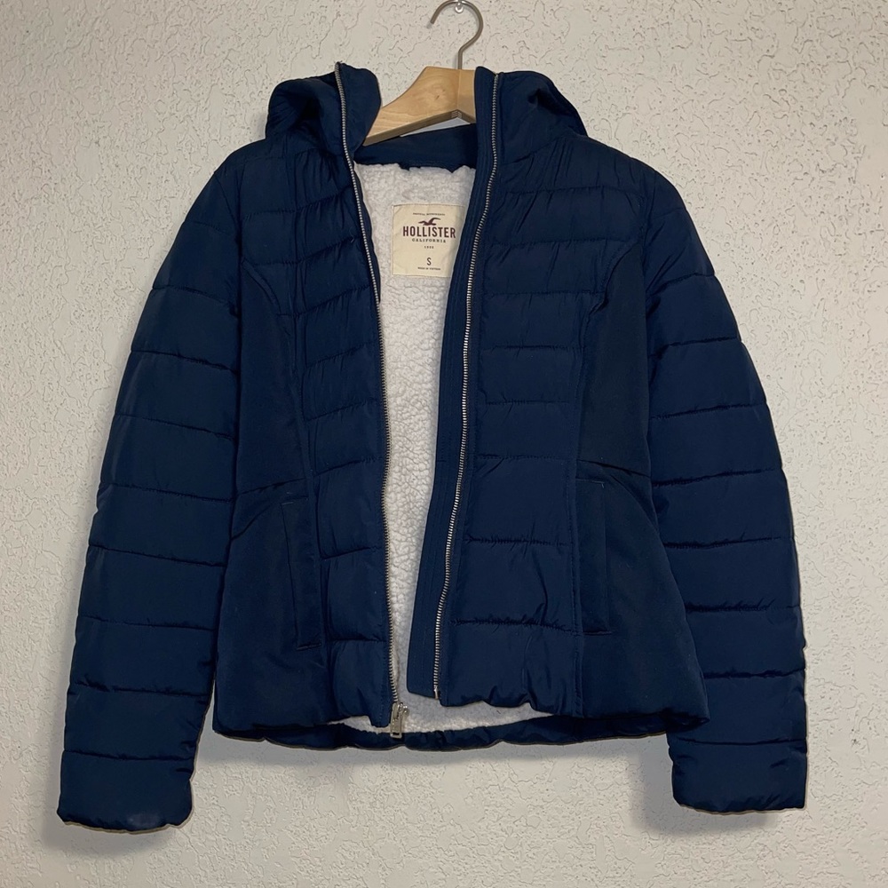 Hollister women Sherpa lined polyester padded jacket size S
